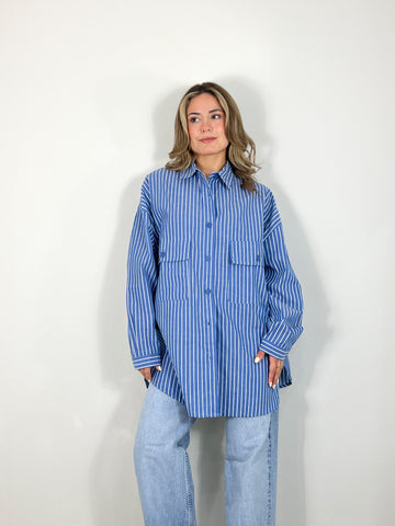 Extra oversized shirt